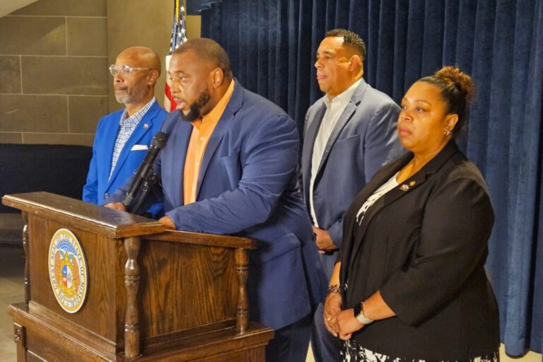 Black Missouri lawmakers vow to block Missouri GOP push for new congressional districts