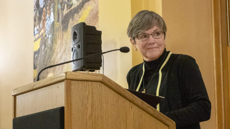 Kansas governor urges GOP to convene public hearings on U.S. House redistricting