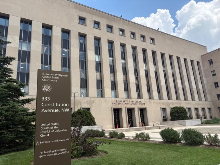 ‘Crumbled like a house of cards’: Judge slams DOJ claims about deporting migrant children