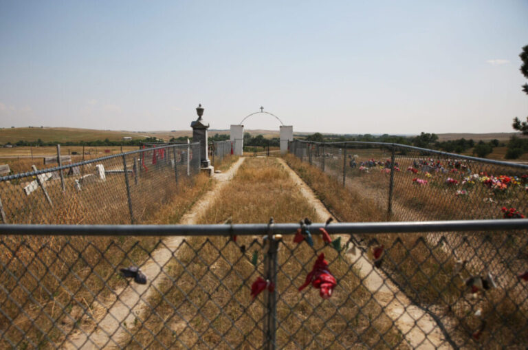 Focus on individual conduct instead of massacre doomed Wounded Knee medals review, panelist says