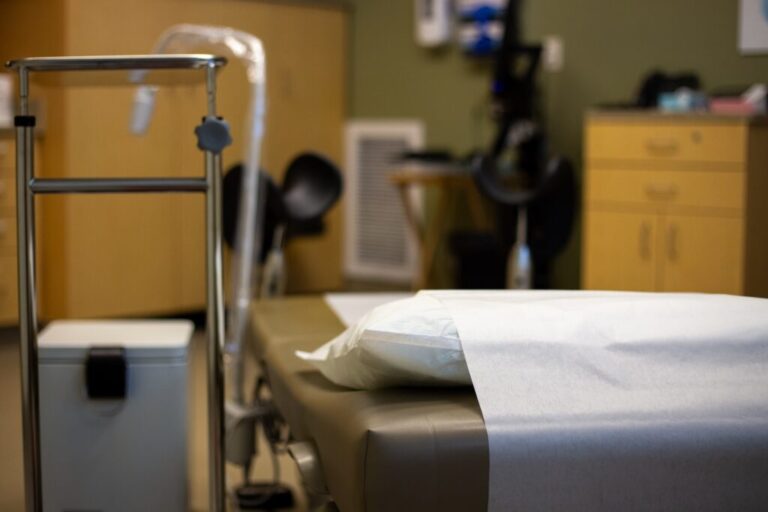 Judge throws out lawsuit challenging Missouri’s parental consent abortion law for minors