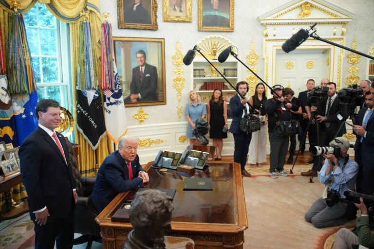 Press access to Oval Office argued in case involving Trump and wire service