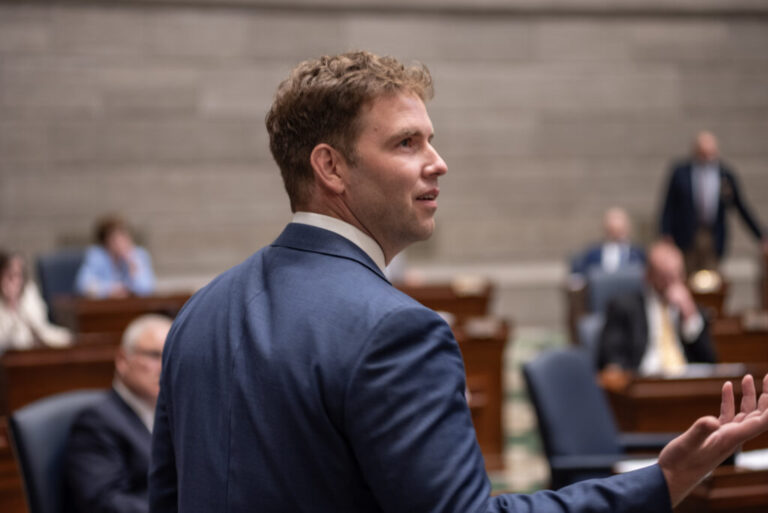 Missouri governor withdraws ethics nominees amid fight over gerrymandered map