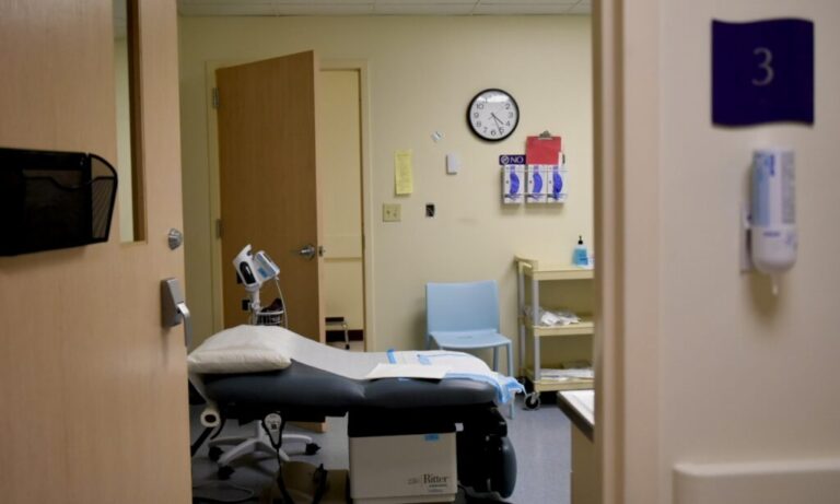 Abortion trial details how laws drove providers from Missouri Planned Parenthood clinics