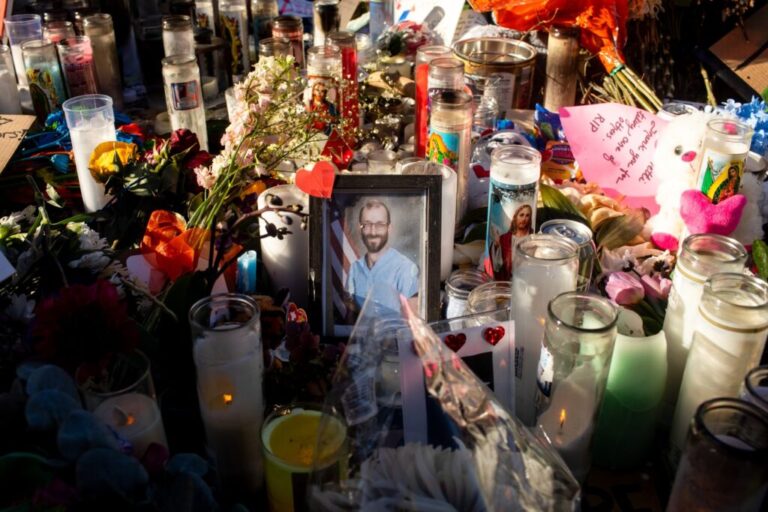 US senators denounce immigration agents’ use of force in deadly Minneapolis shootings