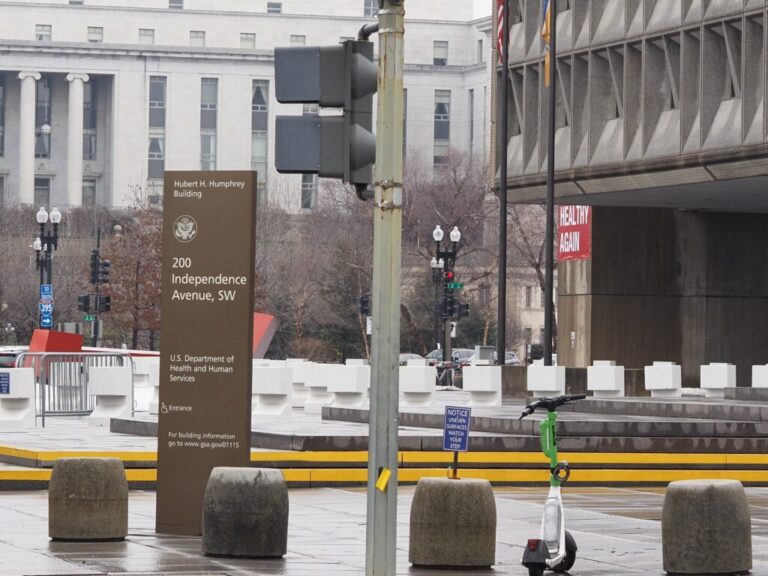 HHS to investigate 13 states that require insurers to cover abortions