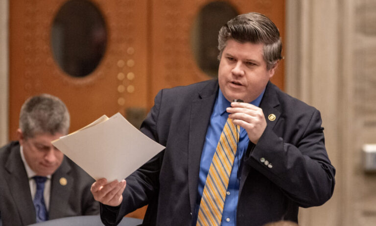 Republicans squeeze tax overhaul through Missouri Senate in late-night vote