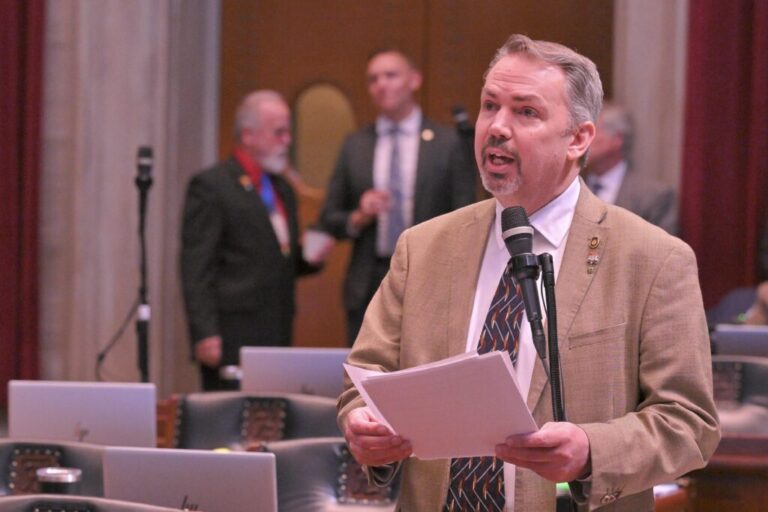 Missouri House votes to bar some lawfully present immigrants from food aid