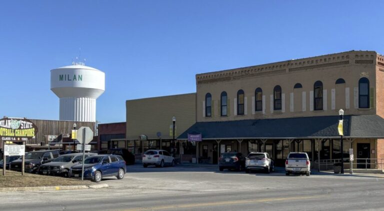 In rural Missouri, immigration crackdown reaches beyond the workplace