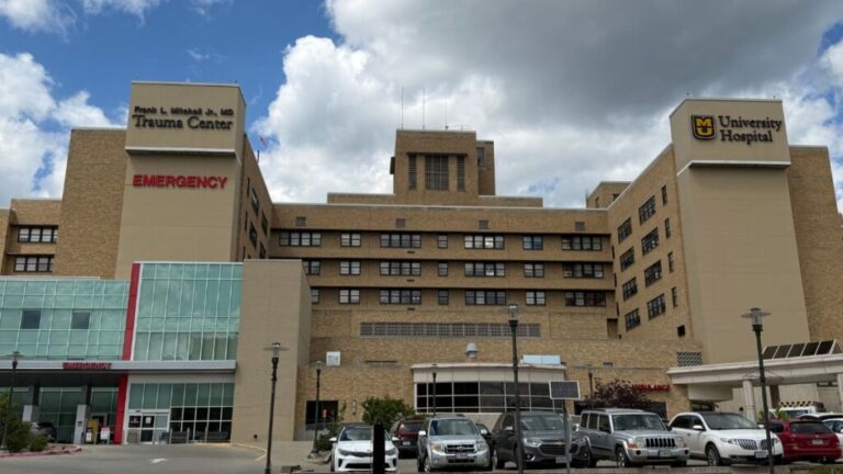 Lifeline or monopoly? MU Health Care plan would allow expansion even if competition shrinks